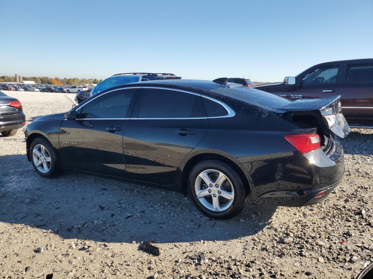 2020 Chevrolet Malibu Ls - Image 2