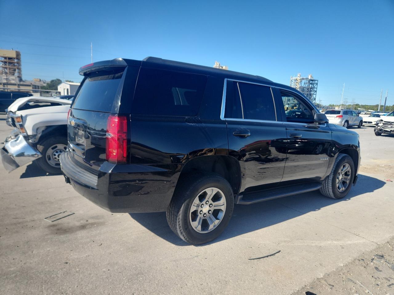 2018 Chevrolet Tahoe C1500 Ls - Фото 3