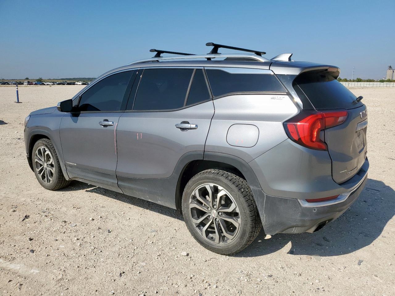 2020 GMC Terrain Slt - Image 2