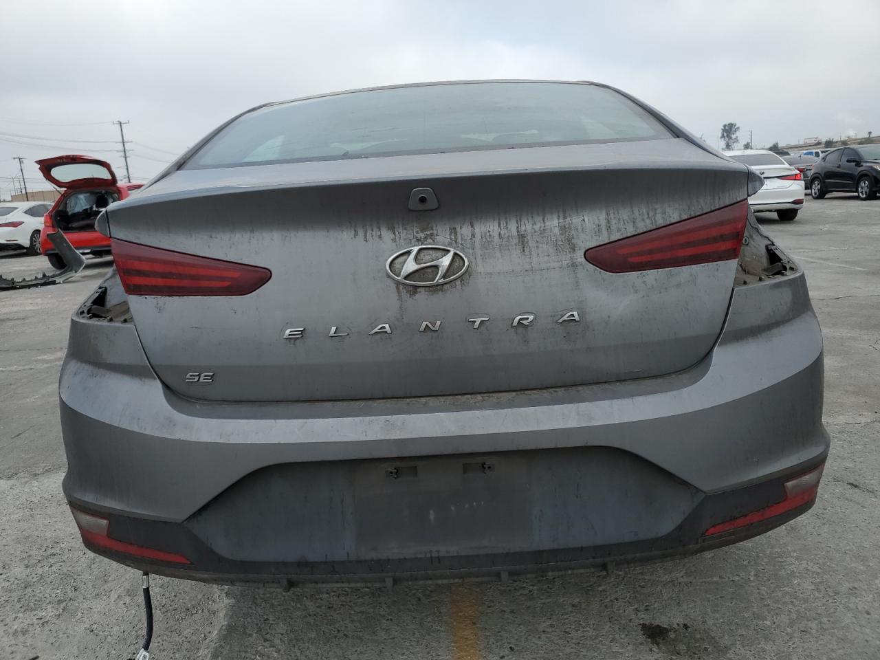 2019 Hyundai Elantra Se - Фото 6