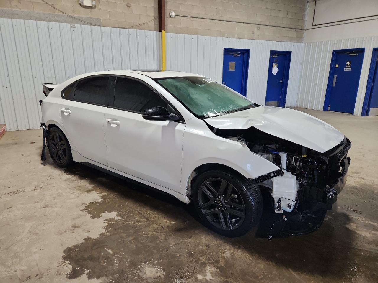 2021 Kia Forte Gt Line - Image 4