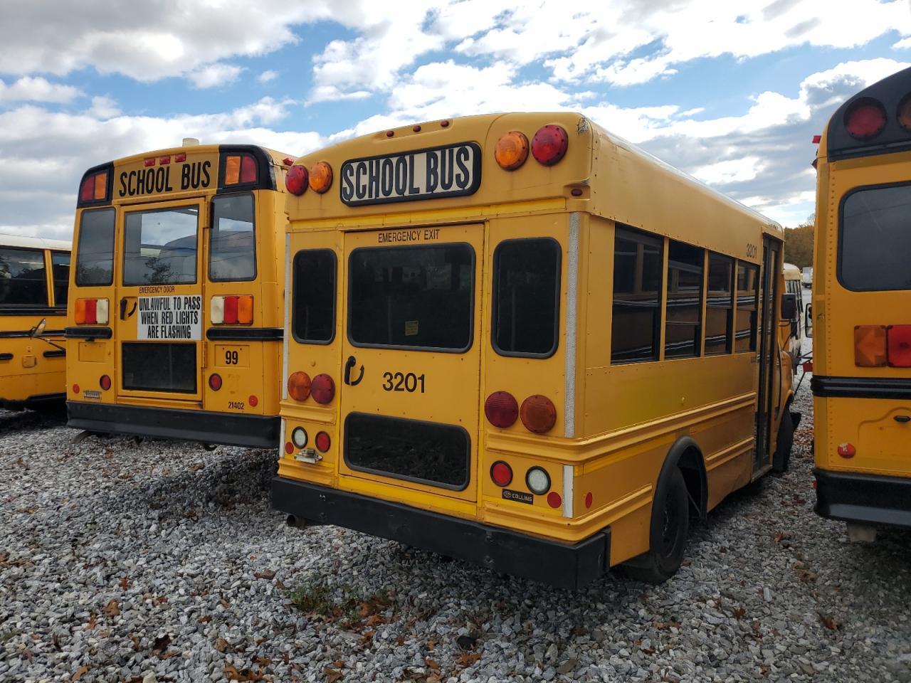 2011 Collins Bantam G3500 - School Bus - Фото 4