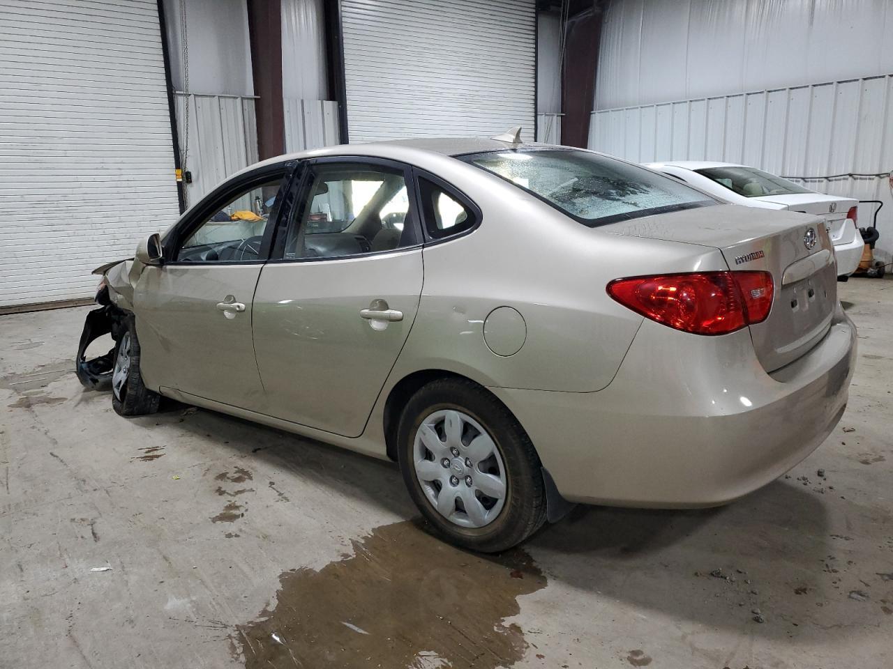 2009 Hyundai Elantra - Фото 2