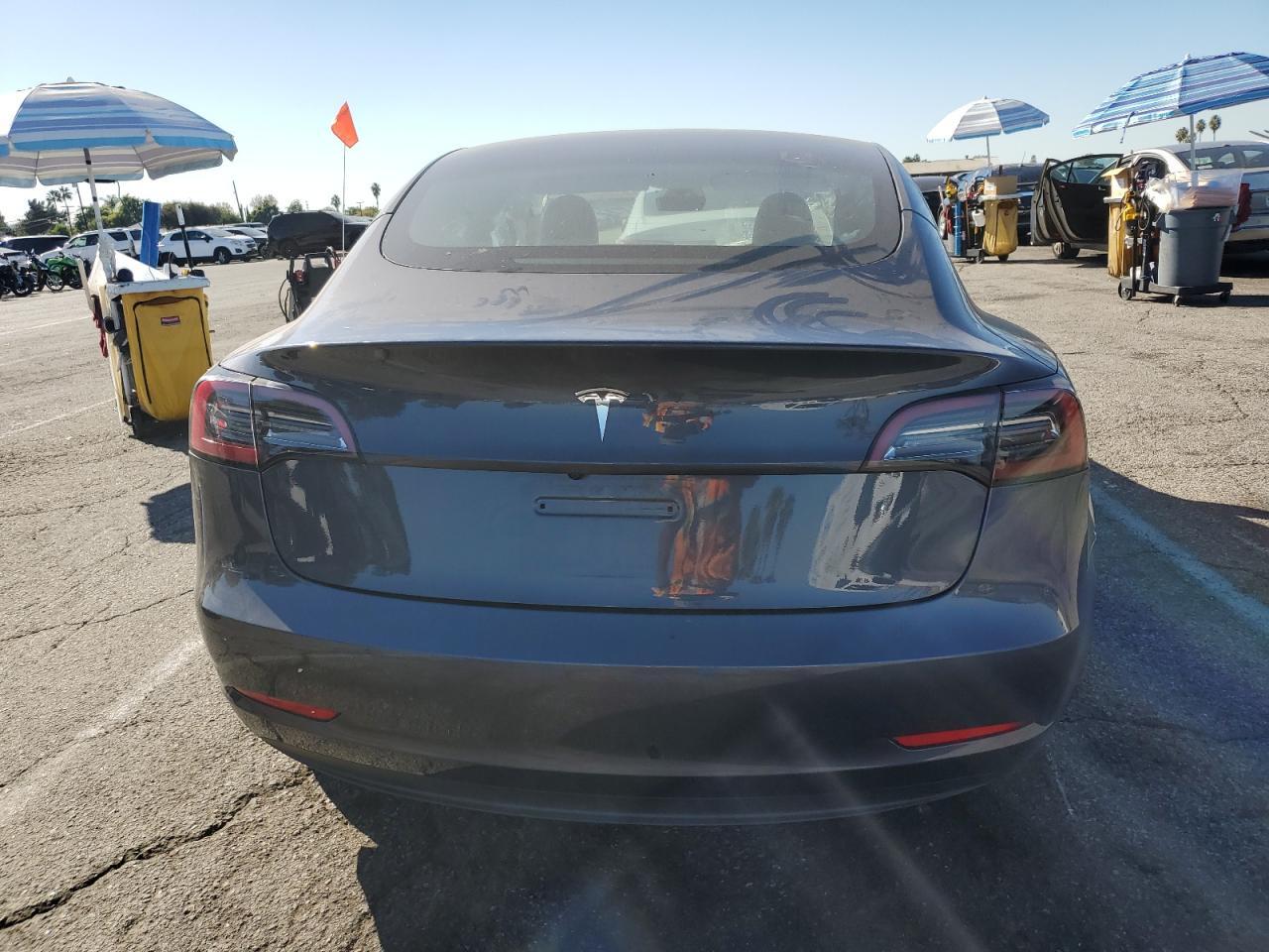 2023 Tesla Model 3 - Фото 6