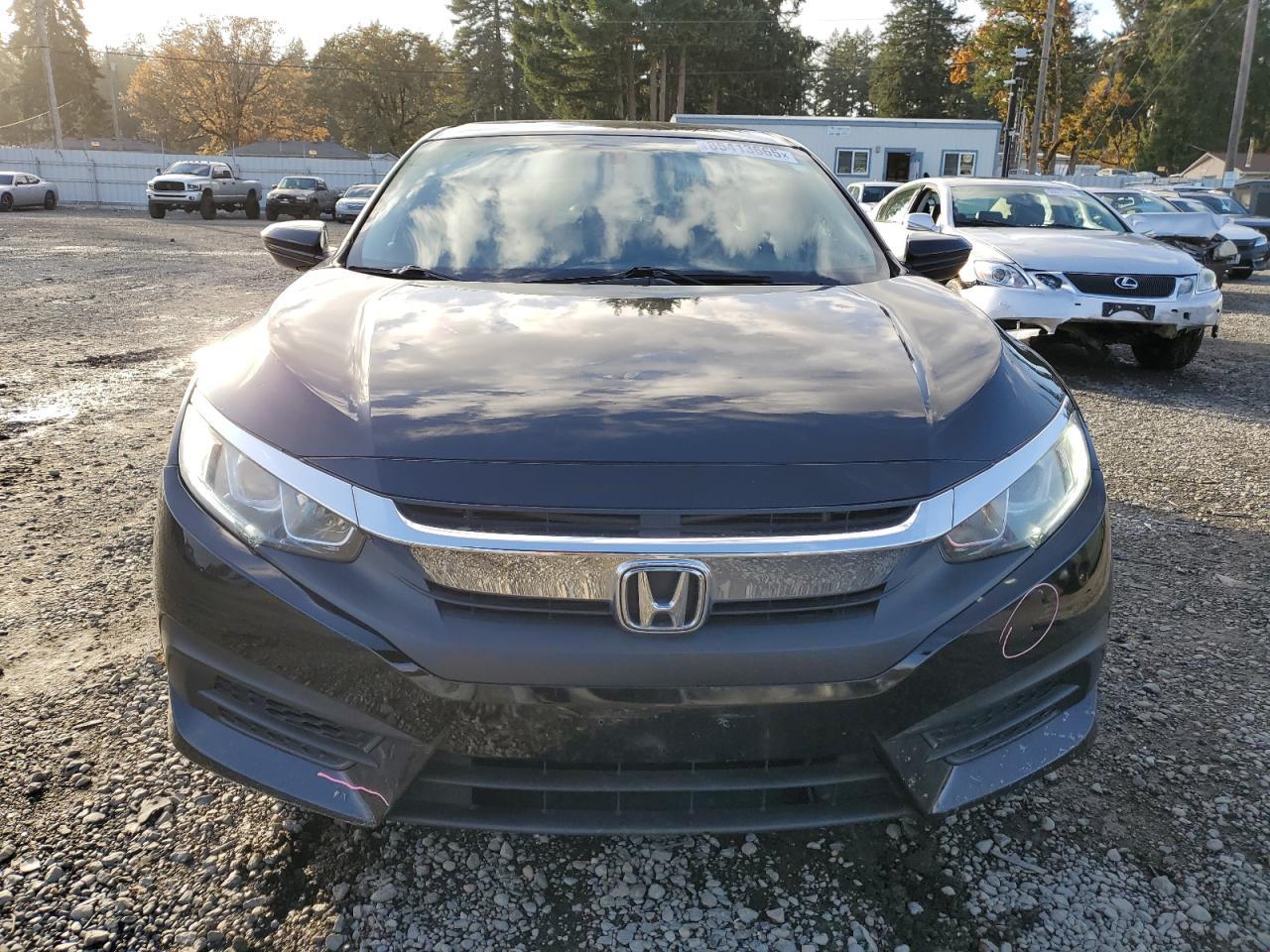 2017 Honda Civic Lx - Image 5