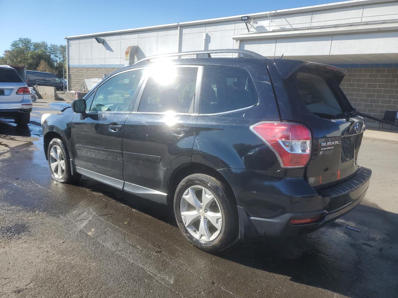 2015 Subaru Forester 2.5I Limited - Фото 2