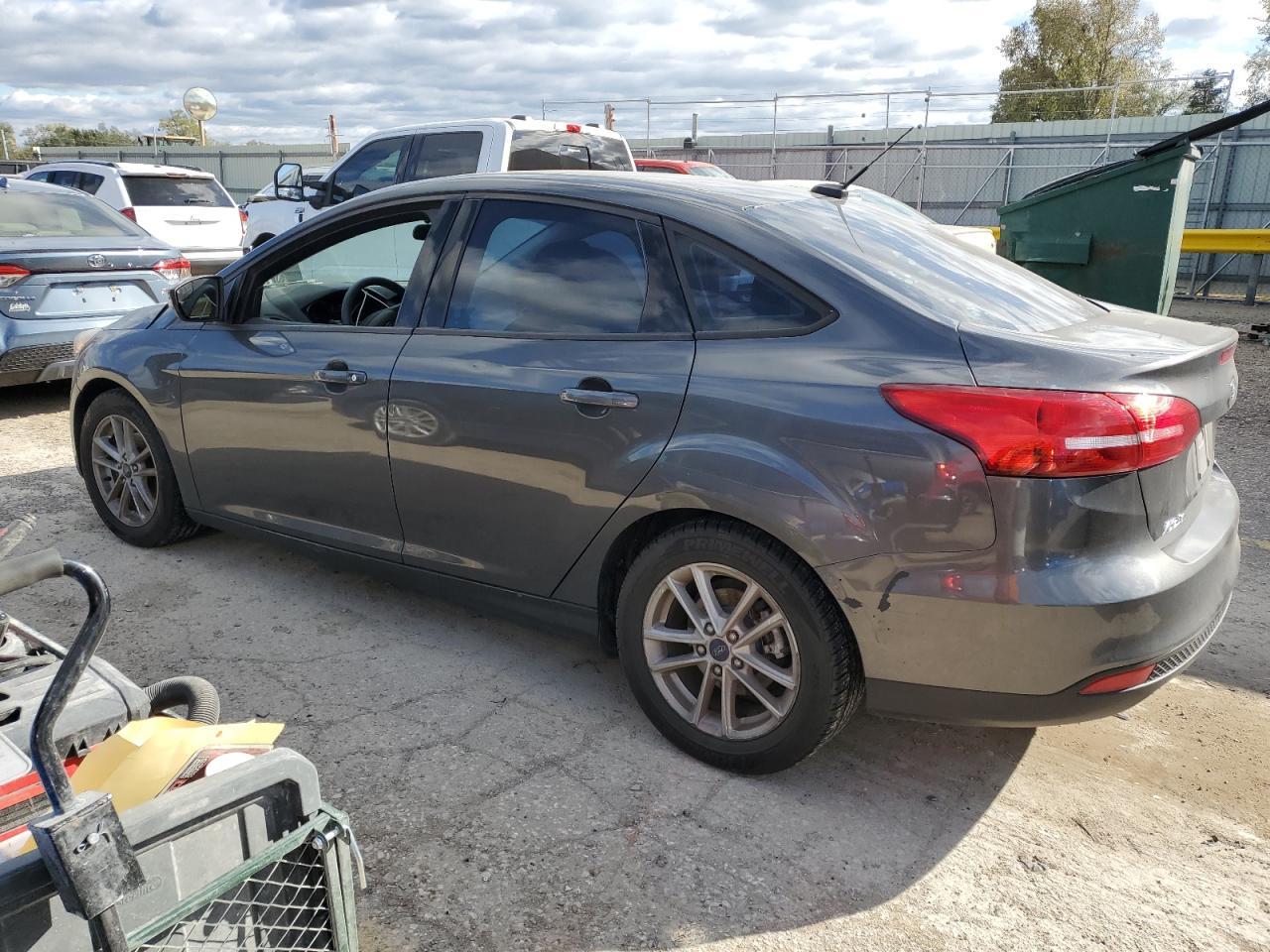 2017 Ford Focus Se - Фото 2