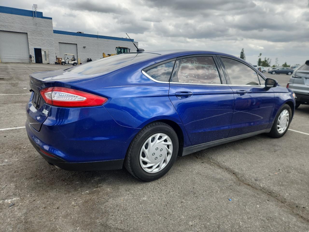 2014 Ford Fusion S - Фото 3
