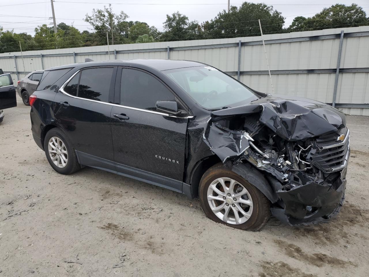 2019 Chevrolet Equinox - Image 4