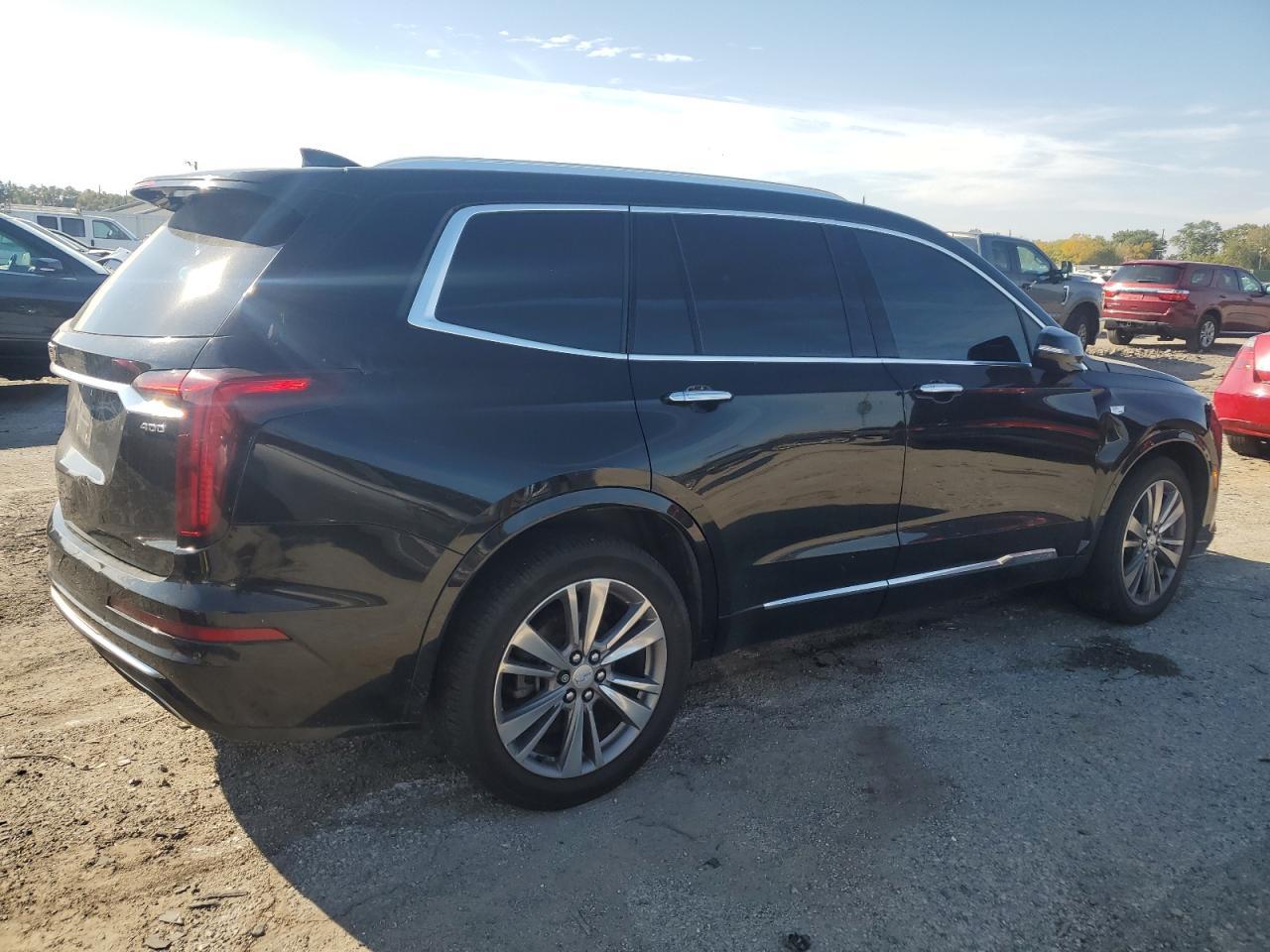 2020 Cadillac Xt6 Premium Luxury - Image 3