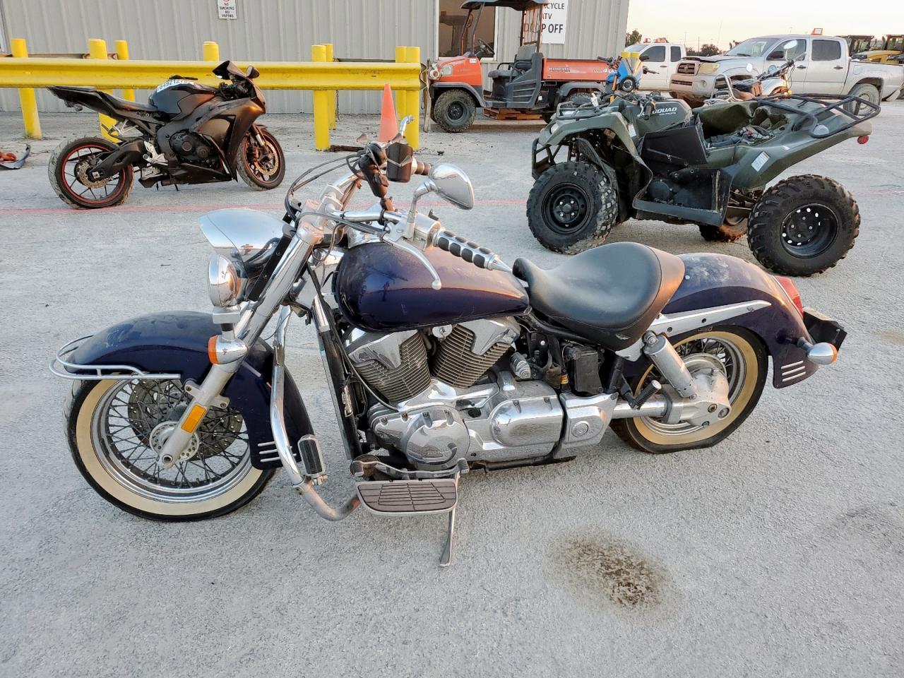 2004 Honda Vt1300 S - Image 3