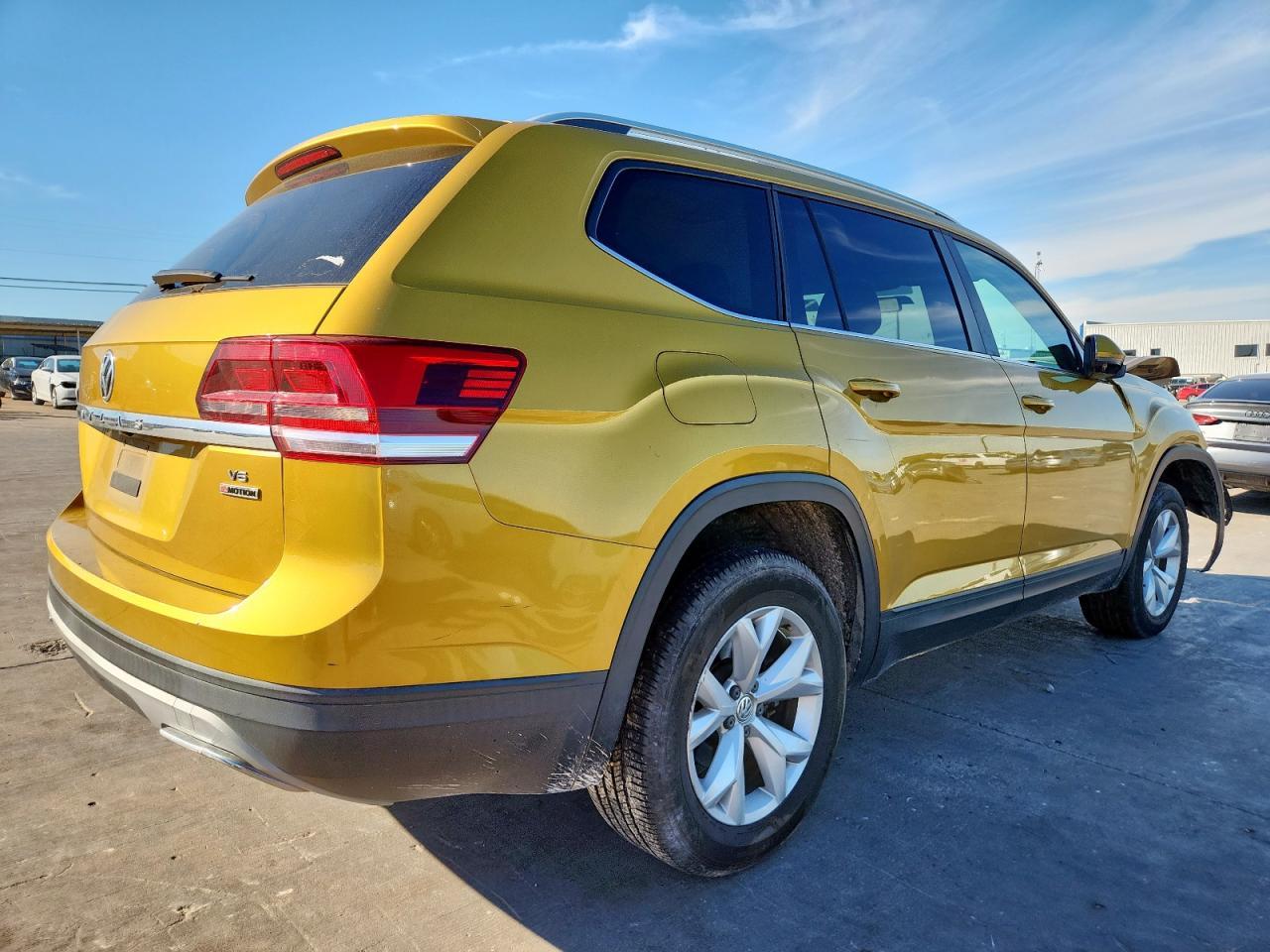 2018 Volkswagen Atlas S - Фото 3