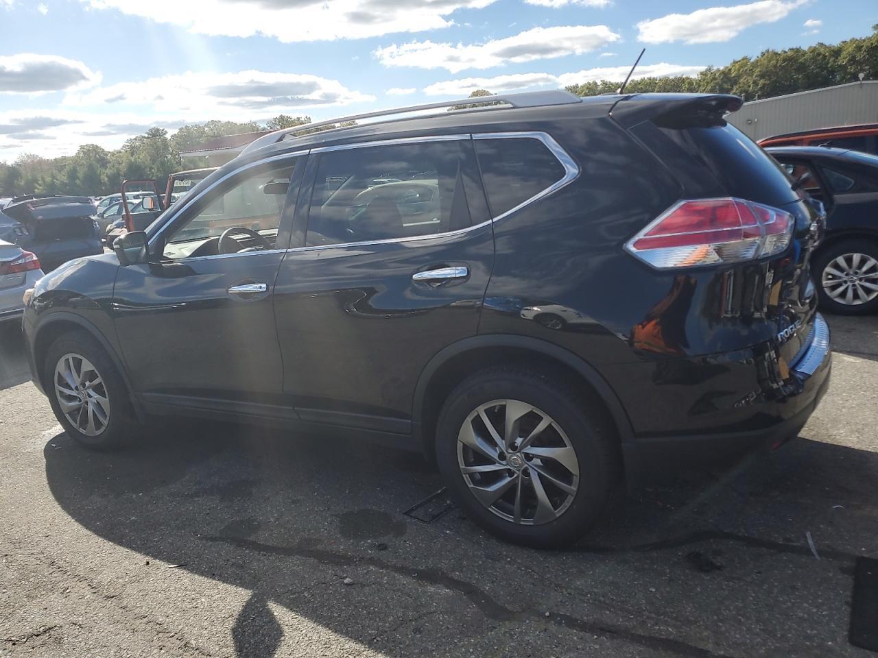 2015 Nissan Rogue S - Image 2
