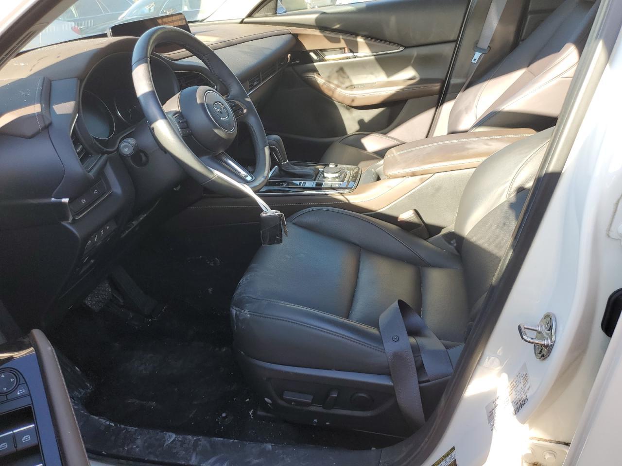 2024 Mazda Cx-30 Premium - Image 7