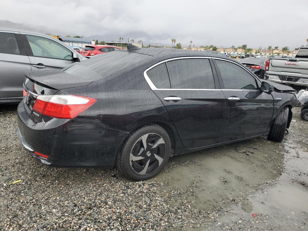 2014 Honda Accord Plug-In Hybrid - Фото 3