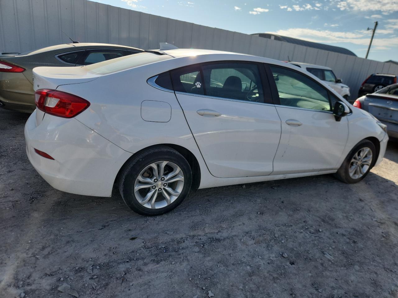 2019 Chevrolet Cruze Lt - Фото 3
