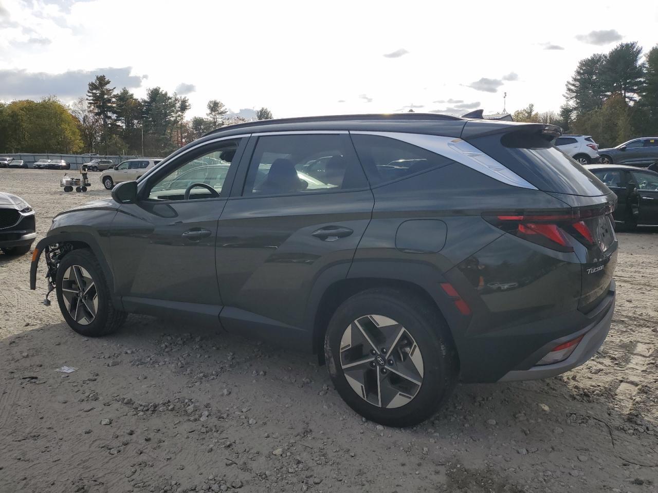 2025 Hyundai Tucson Sel - Image 2