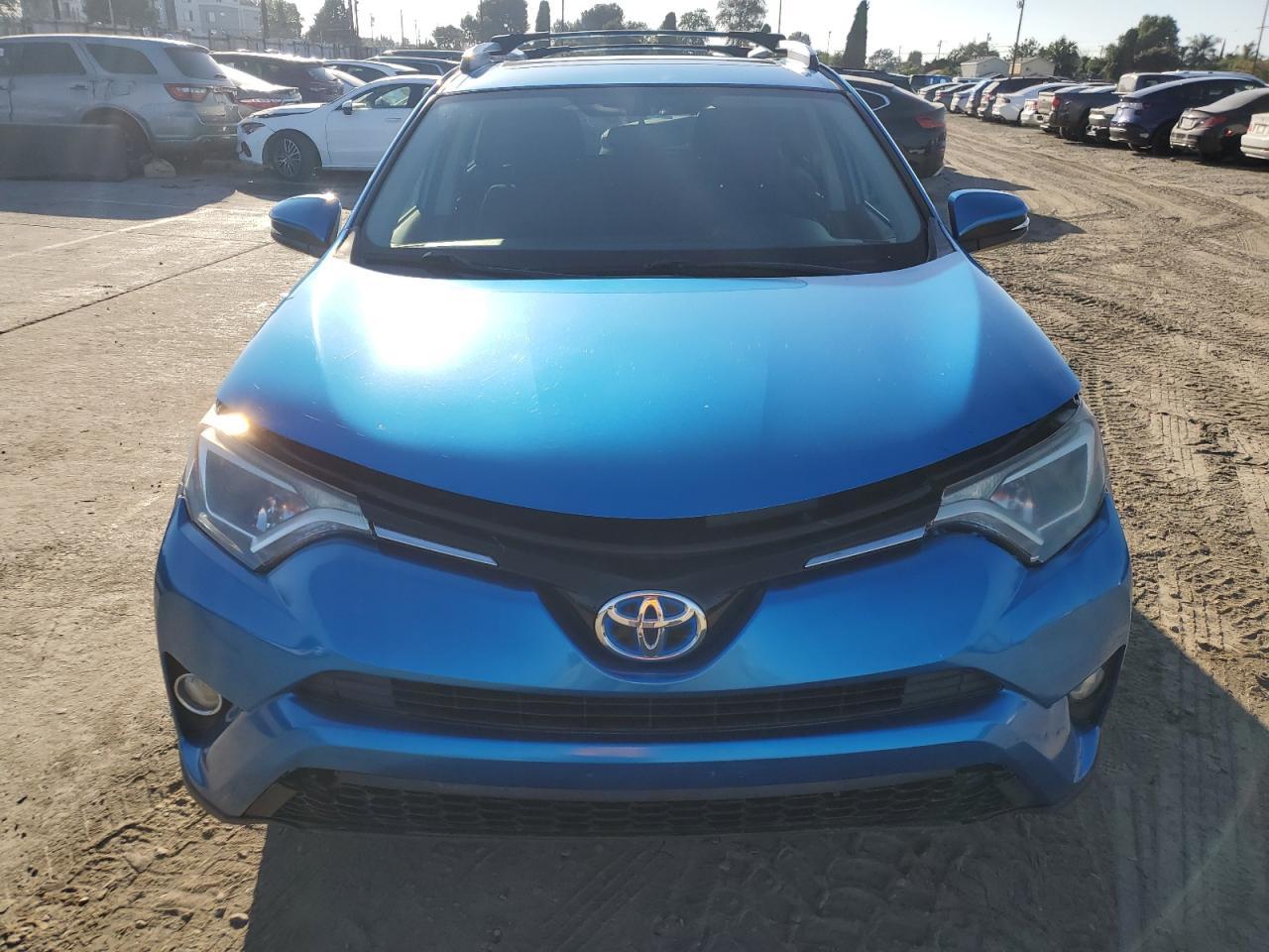 2016 Toyota Rav4 Hv Xle - Image 5
