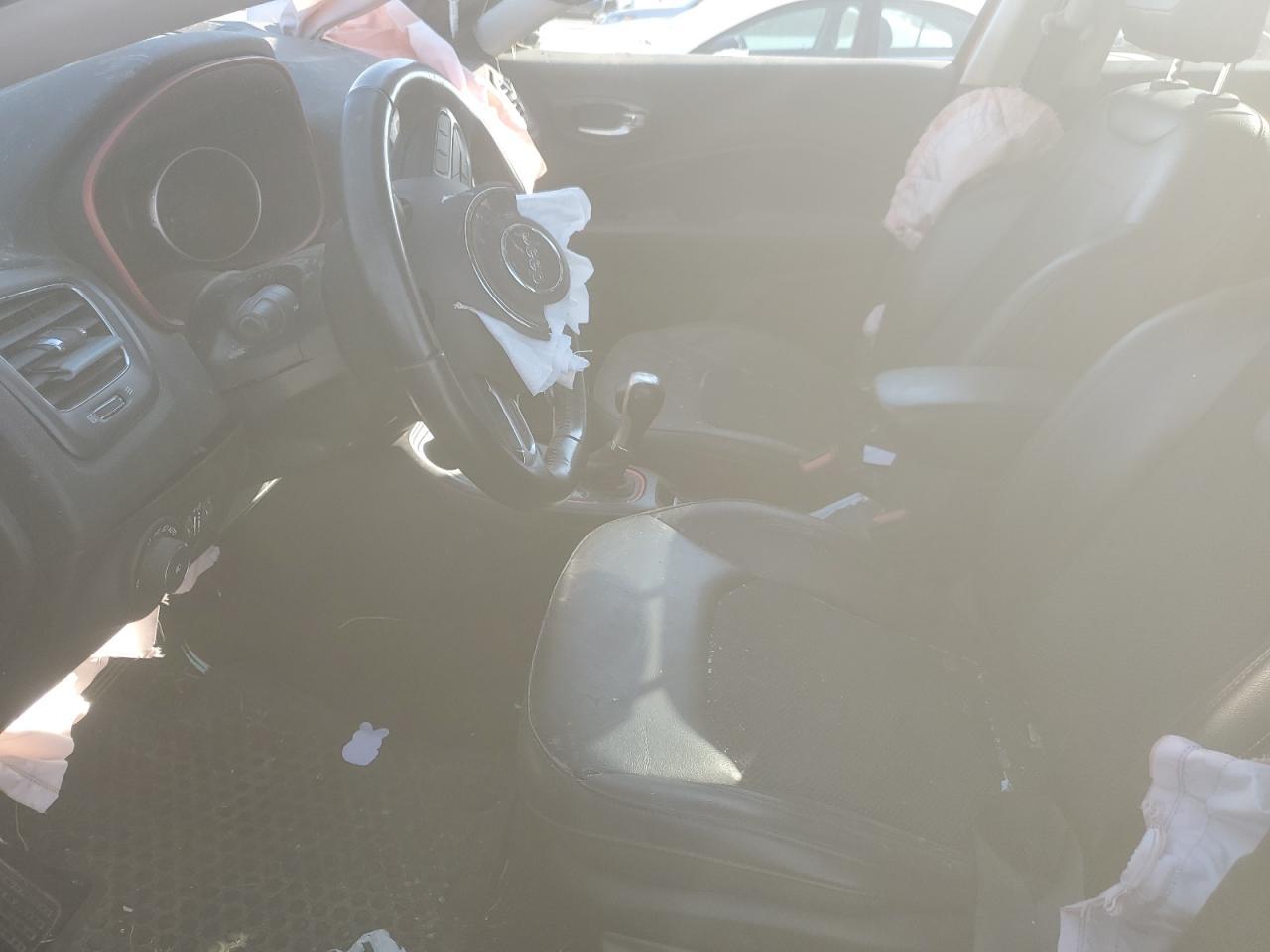 2019 Jeep Compass Trailhawk - Image 7