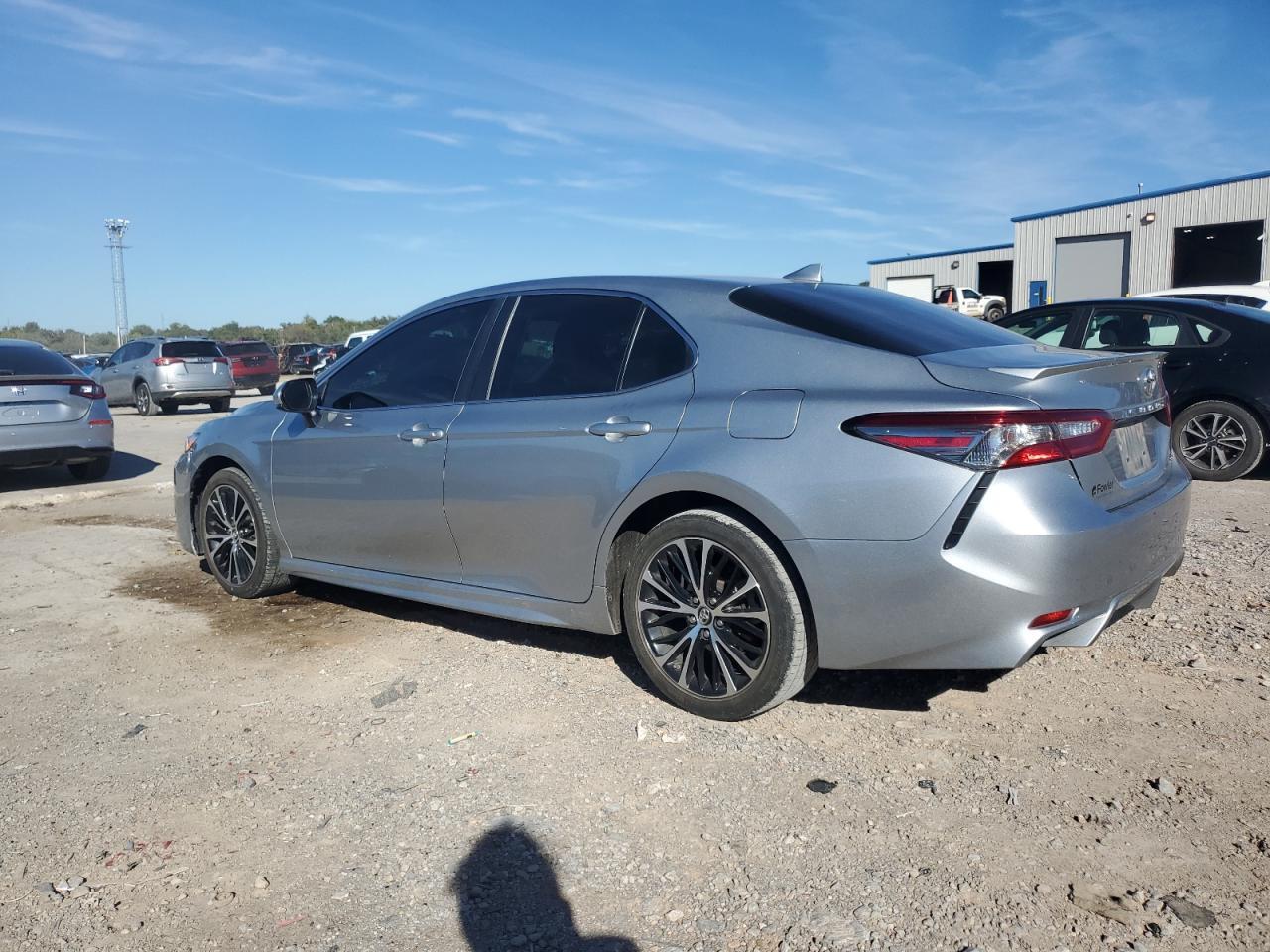 2019 Toyota Camry L - Image 2