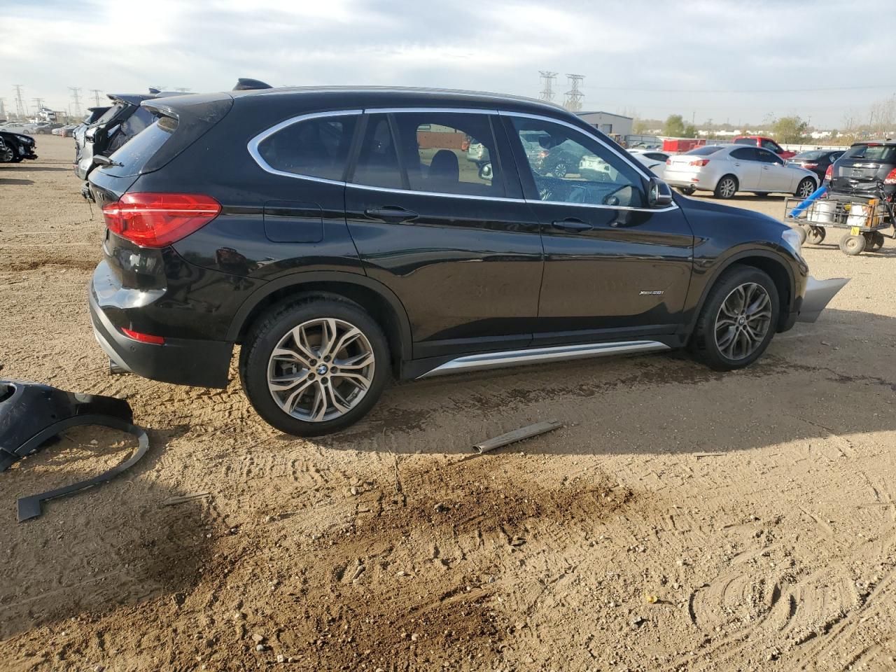 2017 BMW X1 xDrive28I - Фото 3