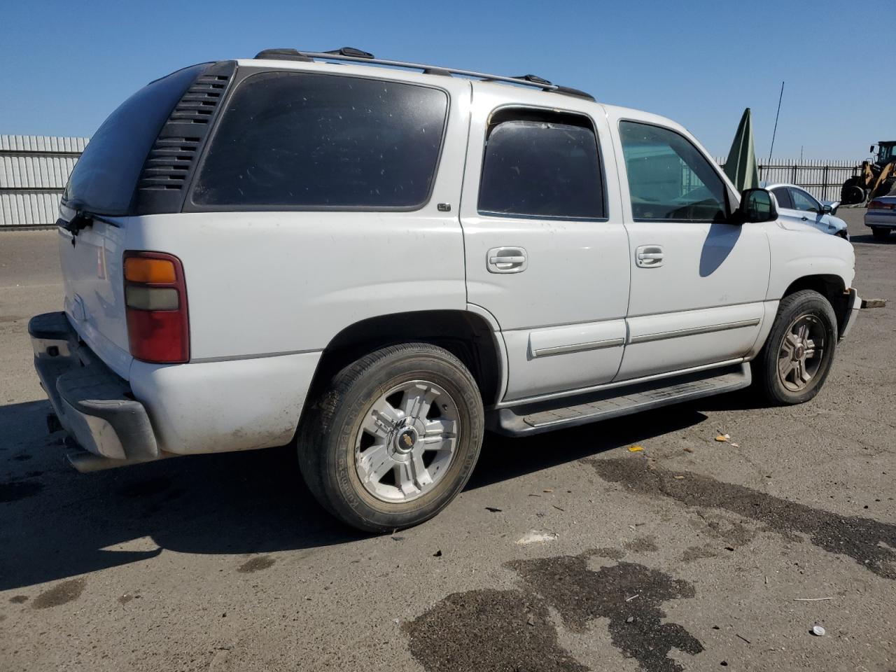 2002 Chevrolet Tahoe C1500 - Image 3