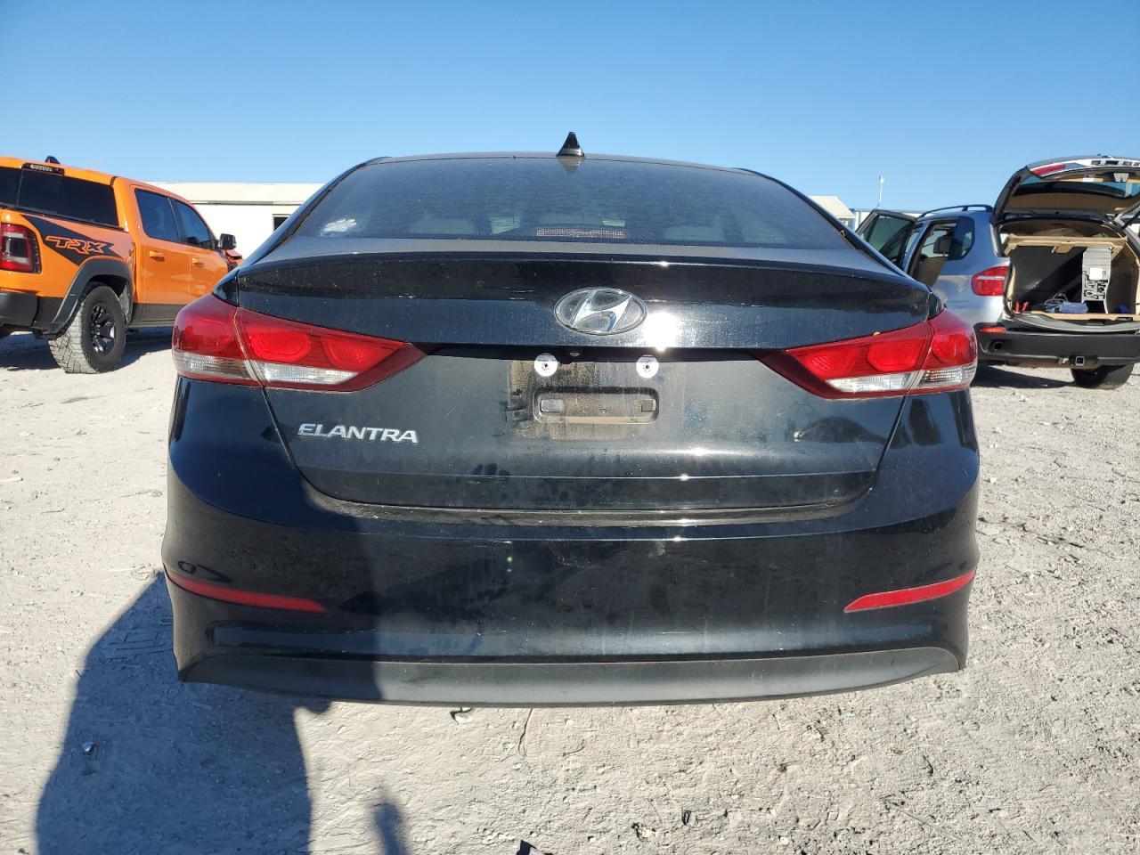 2018 Hyundai Elantra Sel - Фото 6