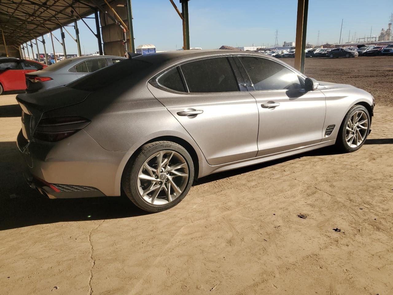 2022 Genesis G70 Base - Фото 3