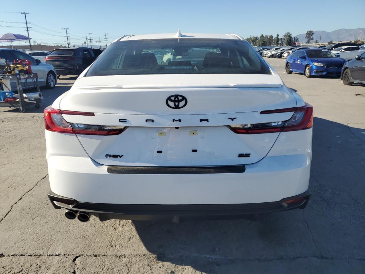 2025 Toyota Camry Xse - Фото 6