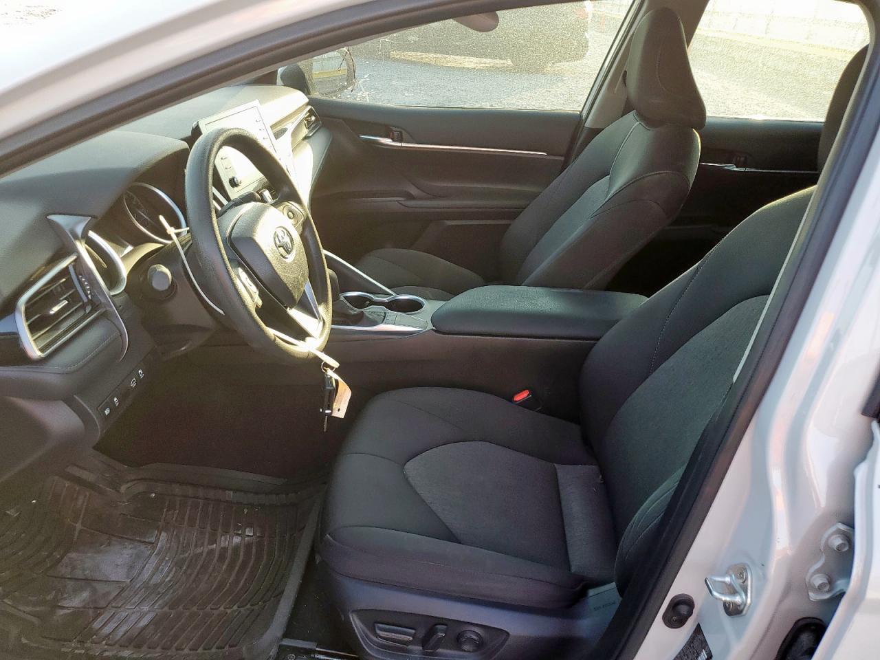 2024 Toyota Camry Le - Image 7