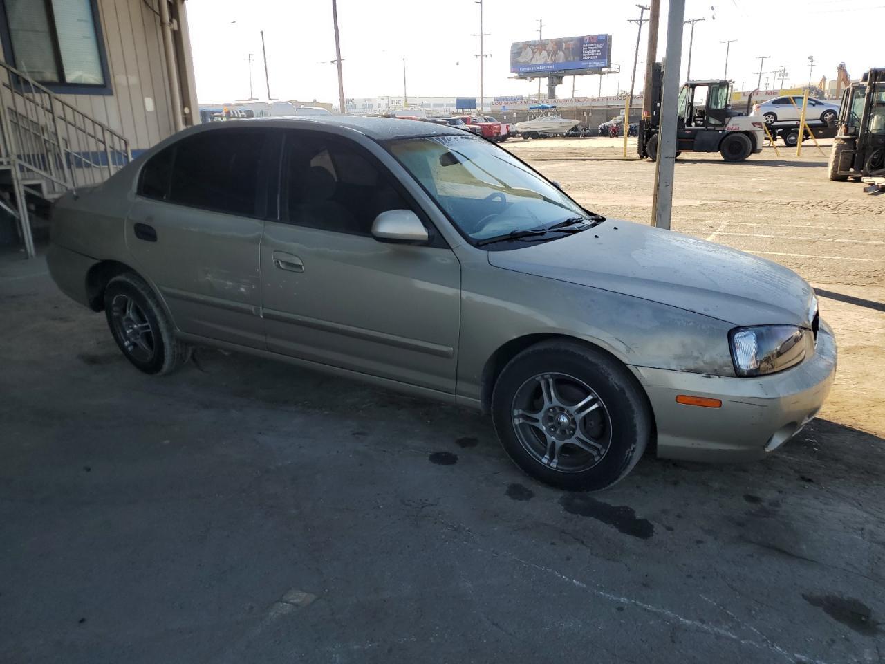 2003 Hyundai Elantra - Image 4