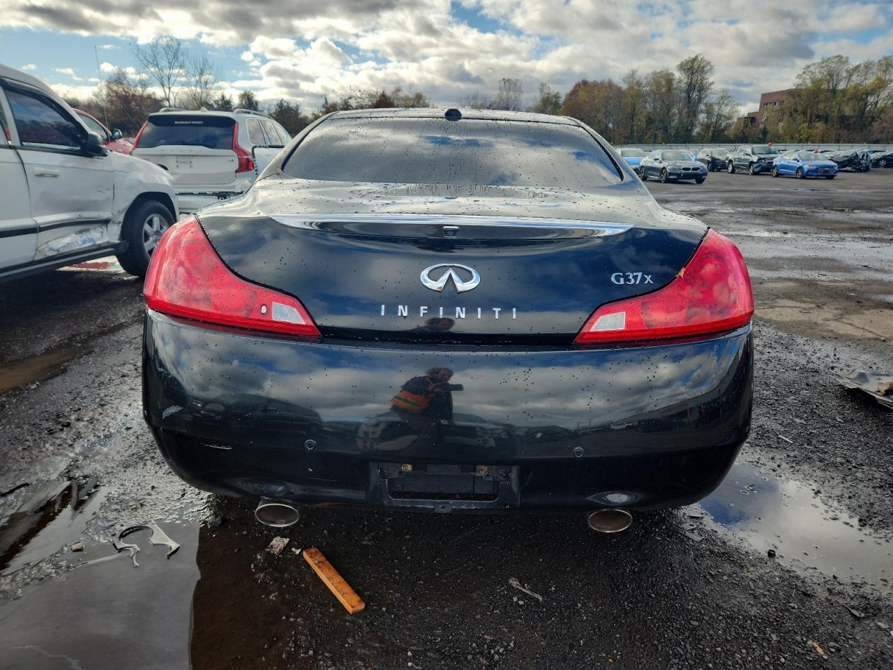 2010 Infiniti G37 - Фото 6