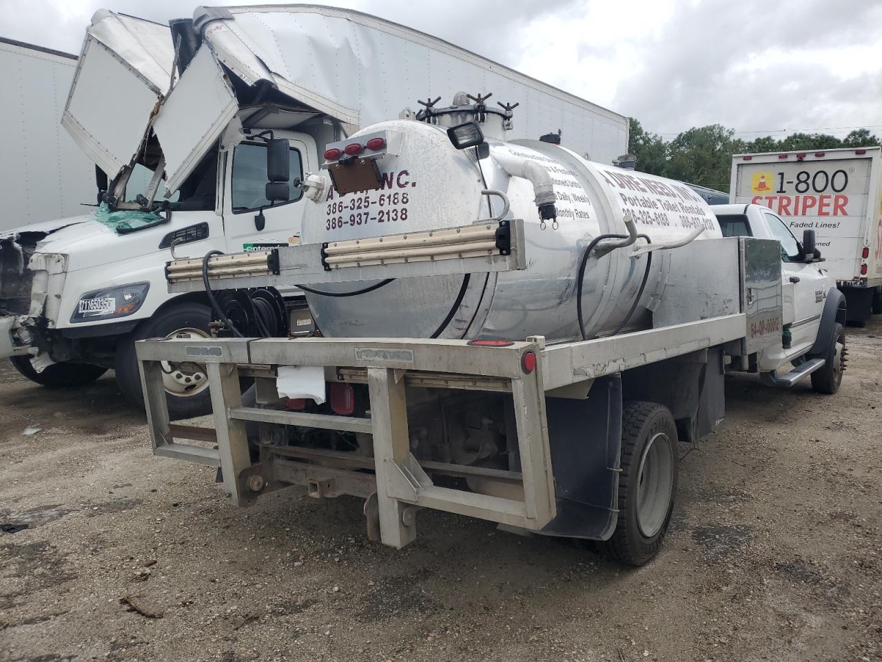 2017 Ram 5500 - Фото 3