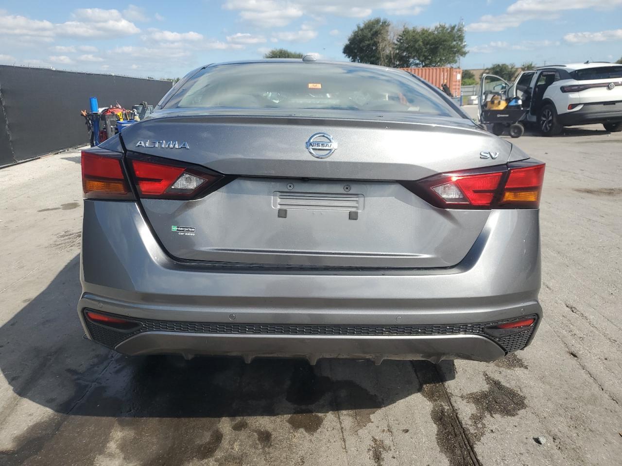 2022 Nissan Altima Sv - Фото 6