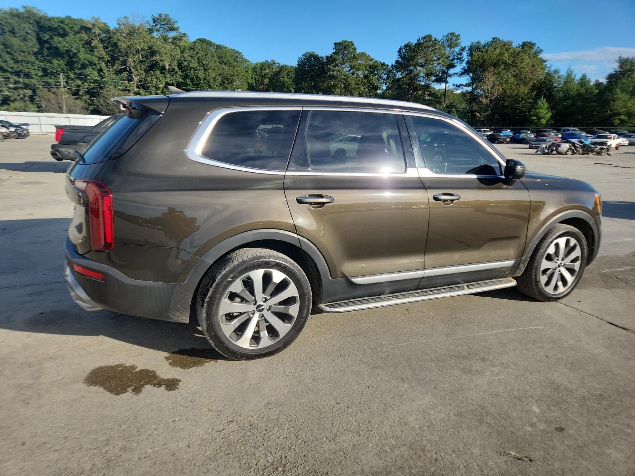 2022 Kia Telluride S - Фото 3