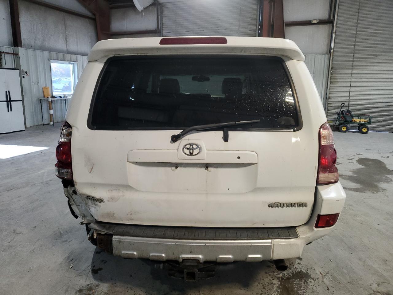 2004 Toyota 4Runner Limited - Image 6