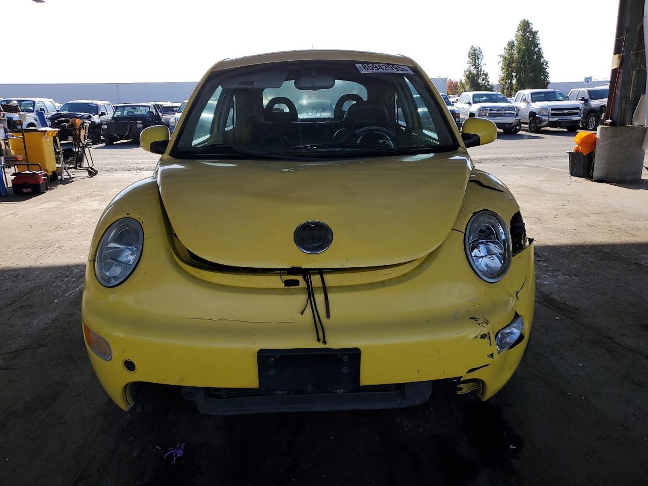 2002 Volkswagen New Beetle Gls - Image 5