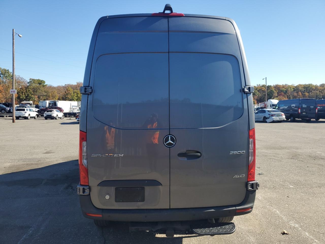 2023 Mercedes Benz Sprinter 2500 Delivery Van - Image 6