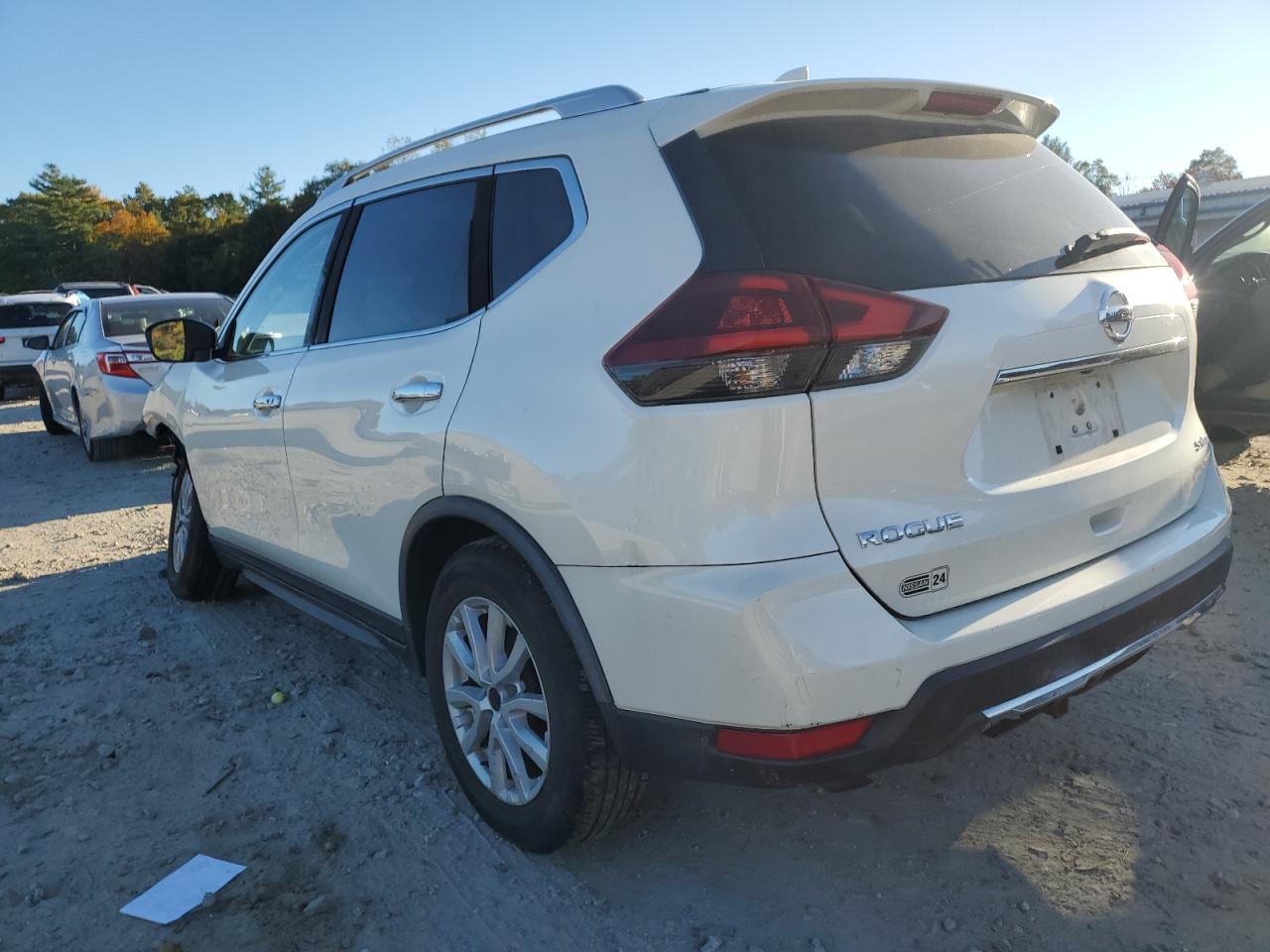 2018 Nissan Rogue S - Image 2