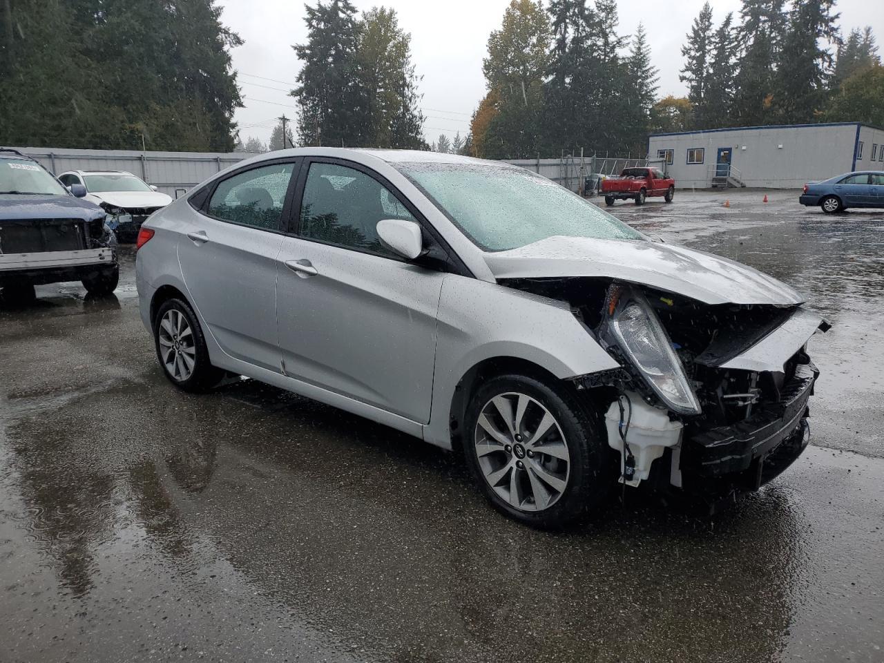 2017 Hyundai Accent Se - Image 4