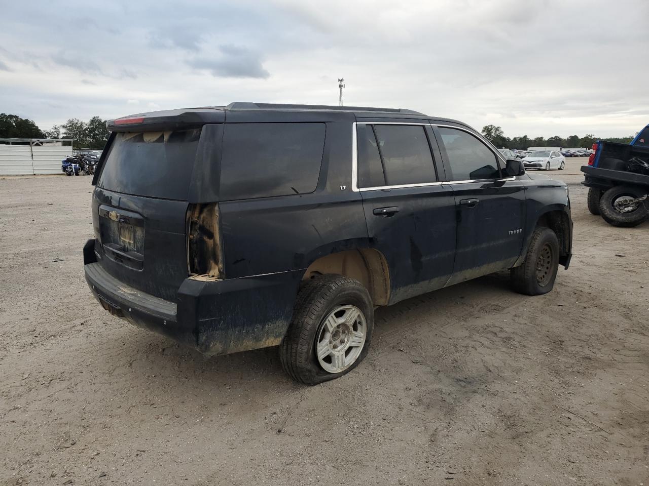 2015 Chevrolet Tahoe C1500 Lt - Image 3