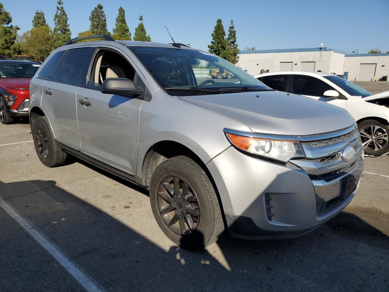 2013 Ford Edge Se - Image 4