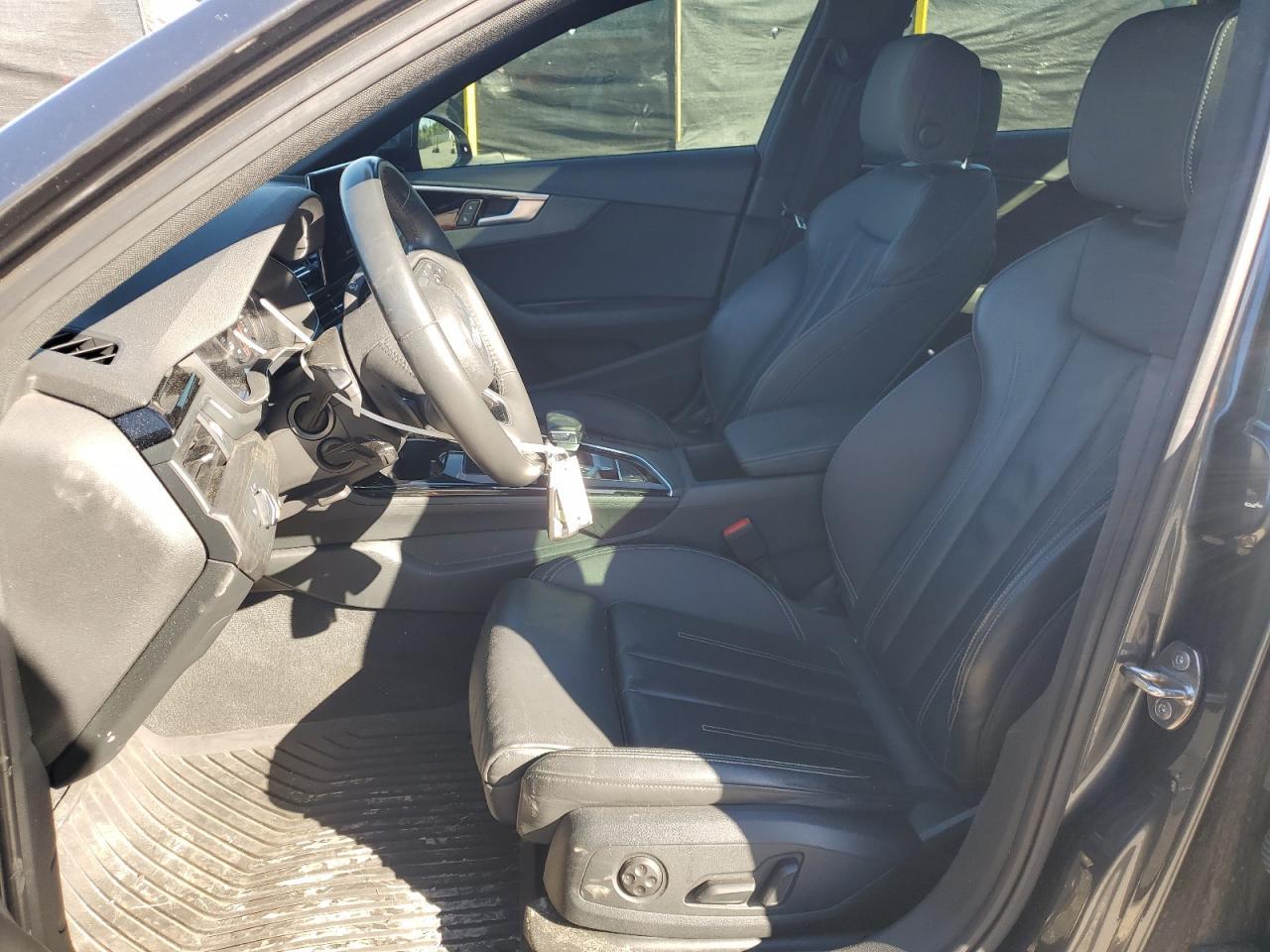 2020 Audi A4 Premium - Фото 7