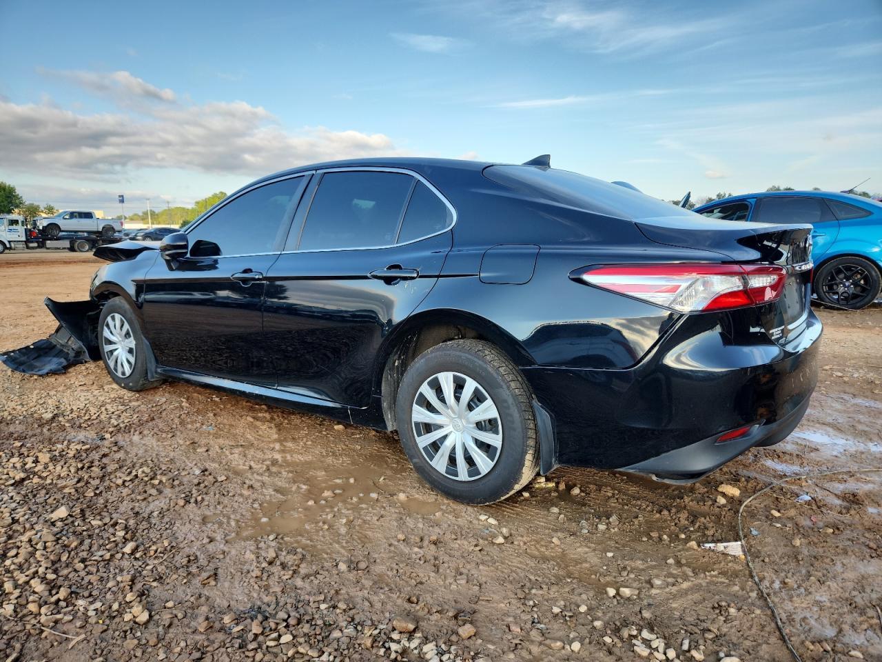 2019 Toyota Camry L - Image 2
