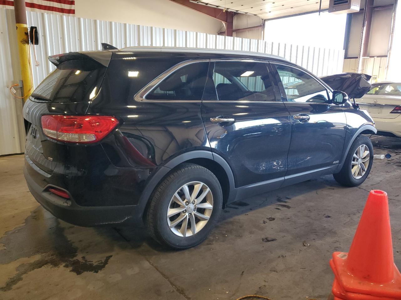 2016 Kia Sorento Lx - Фото 3