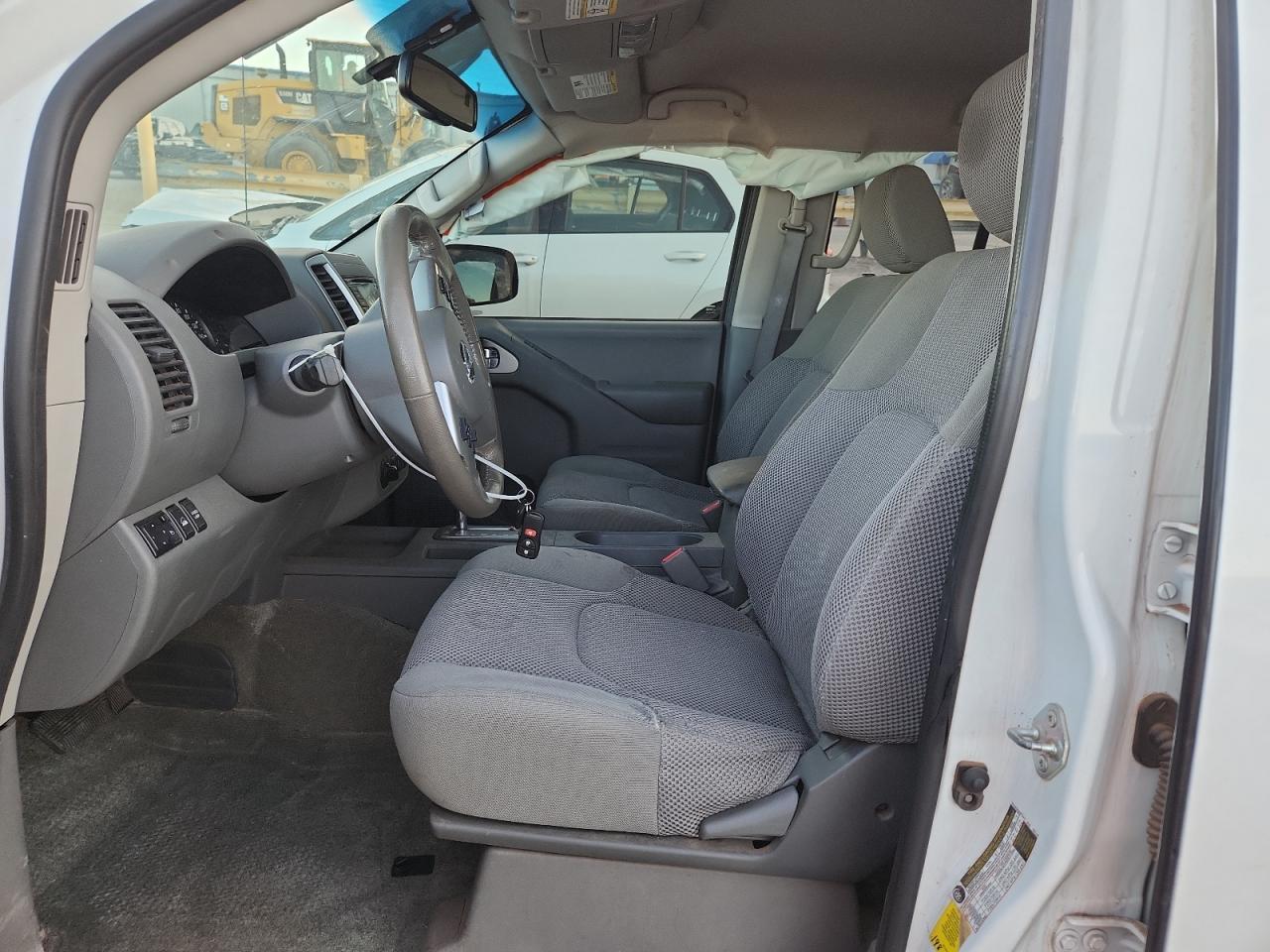2017 Nissan Frontier Sv - Image 7
