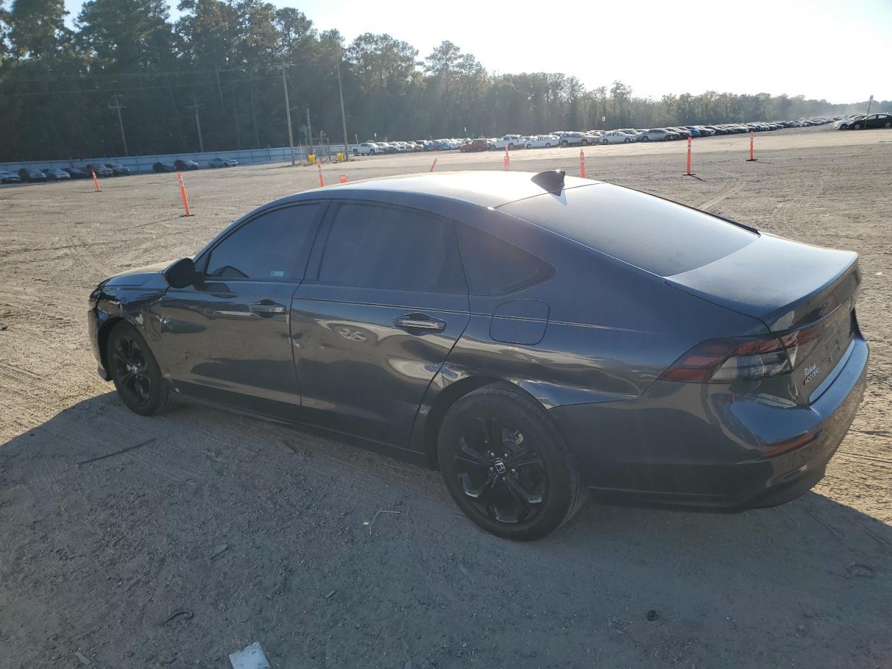 2025 Honda Accord Se - Image 2