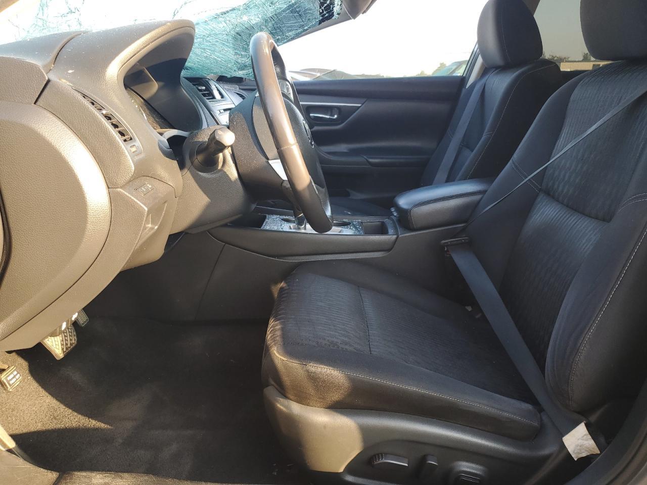 2017 Nissan Altima 2.5 - Image 7
