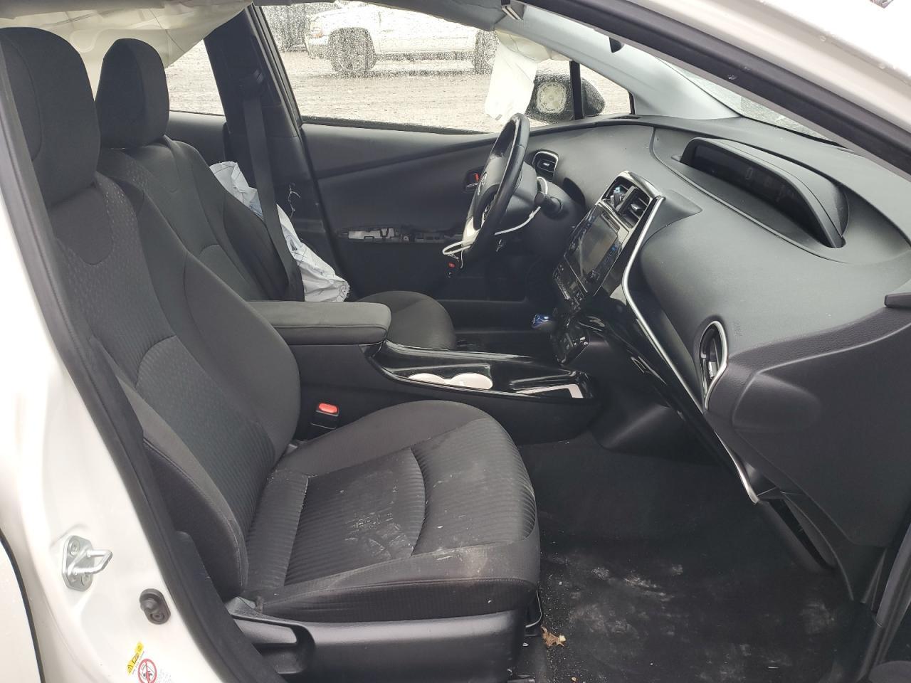 2016 Toyota Prius - Фото 7