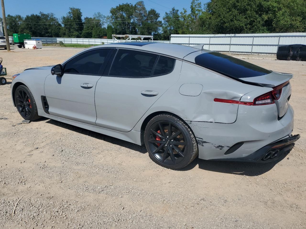 2023 Kia Stinger Gt2 - Фото 2